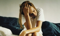 全身光溜溜睡覺更健康？盤點裸睡的種種好處 ibeauty、裸睡、血液循環、新陳代謝、失眠