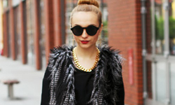 不是貴婦也做得到！冬日毛背心穿搭術 毛背心、冬天、穿搭、時尚、名人