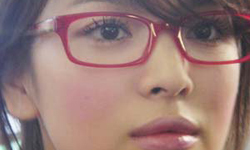 知性美和SM女王只有一線之隔！眼鏡妹化妝術大公開 眼鏡、美妝、化妝、知性美、眼妝