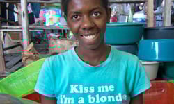 美國廢話舊衣成海地人的新衣！海地文盲T恤攝影集 海地、Paolo Woods、舊衣、成衣、北美