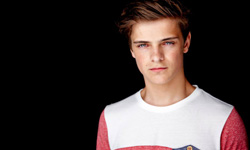 發現好聲音：英雄出少年！17歲DJ音樂製作人Martin Garrix Martin Garrix、Martijn Garritsen、Tiesto、DJ、The Herman Brood Academy