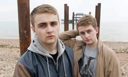 發現好聲音：默契絕佳電音兄弟檔　解密兄弟Disclosure Disclosure、解密兄弟、電子音樂、電音、浩室