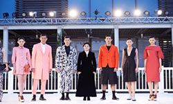 Oversize不適合亞洲人？馮亞敏教台灣女孩如何穿出完美比例 VOGUE、宋安、時尚、馮亞敏、上班族OL、Oversize、冬季、大衣