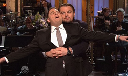 李奧納多深情磨蹭肥男 重演《鐵達尼號》經典橋段 李奧納多狄卡皮歐、喬納希爾、鐵達尼號、華爾街之狼、週末夜現場