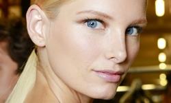 打造最完美的妝前狀態！快速調理肌膚懶人包 vogue、調理肌膚、保濕、角質去除、敏感膚質