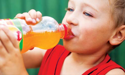 汽水喝太多真的會死？5歲女童喝2公升抽蓄倒地不起 Mary Vaughn、Randall Vaughn、小魔女、Alexa Linboom、soda