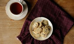 輕飄奶香伴酒香　蘭姆葡萄沙布列餅乾 4F、4F COOKING HOME、蘭姆葡萄沙布列餅乾、伯爵茶、蘭姆酒