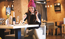 人氣甜點店老闆都在忙些甚麼？專訪夢幻杯子蛋糕店執行總監 beauty321、杯子蛋糕、汽泡酒、平底鞋、下午茶