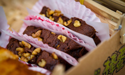 妞專訪：能吃是福！兩袋金棗開啟的烘焙人生─好日好作 好日好作、巧克力布朗尼、焦糖蘋果磅蛋糕、烘焙、甜點、手作