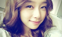 從小美到現在！人氣網路美女吳斐莉 GQ、網拍模特兒、我猜、吳斐莉、攝影師老公