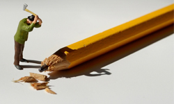 辦公室裡也有借物小人！以文具為場景的可愛攝影 Bettina Güber、辦公室、文具、借物、小人