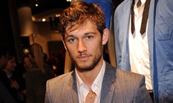 黛咪摩爾專吃嫩男？傳與小28歲《舞棍俱樂部》艾力克派帝佛秘會 GQ、黛咪摩爾、艾希頓庫奇、柴克艾弗隆、西恩佛萊戴