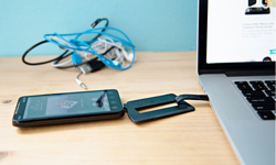 充電線常常捲成一坨真討厭！改用好攜帶的充電卡更方便 充電線、充電卡、Photojuju、USB