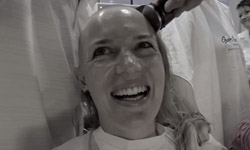 要剃光頭一起剃！陪癌症好友剃光頭的感人計畫 Gerdi McKenna、Gerdi McKenna、癌症、好友、剃光頭