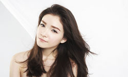 到底是吃的好還是擦的有效？美白迷思解惑 VOGUE、肌膚、保養品、檸檬切片、維他命C、美白、美肌