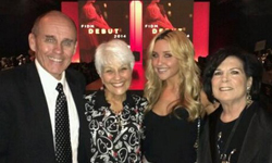 妞快報：甜心回來了？亞曼達拜恩亮麗出席時尚發表會！ 妞快報、甜心、亞曼達拜恩