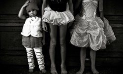 我只要妳們做自己就夠了！攝影師媽媽用鏡頭紀錄女兒成長 Kate T. Parker、攝影、媽媽、家庭、女兒