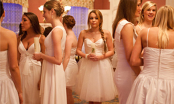 4月8日 電視看甚麼：《臥底甜心》憶麥莉的青春少女時期 電視、節目表、電視節目表、電影、HBO、2014、東森洋片台、STAR MOVIES、好萊塢電影台、 Cinemax