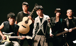 抬頭挺胸後會更堅強！重新出發的振作歌單 重新出發、振作、永不退縮、再出發、起來、花、我相信、蘇打綠、相信、十年一刻