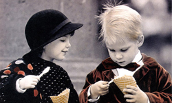 回到兩小無猜的美好時光！萌樣百出的兒童攝影集 Kim Anderson、兩小無猜、小孩子、kiss、兒童