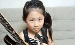 8歲小妹速彈電吉他神技　顛覆性別刻板印象 8歲、小妹、速彈、音樂、吉他