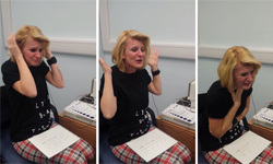 40歲聾女生平首次聽見聲音　20秒感動到崩潰 聾女、失聰、聽見、聲音、聽到、感動、激動、崩潰、喜極而泣、英國、女子、女性、Joanne Milne