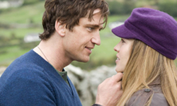 4月13日 電視看甚麼：《P.S.我愛妳》浪漫愛情片三連發！ 電視、節目表、電視節目表、電影、HBO