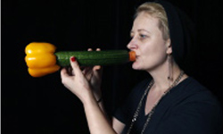 用胡蘿蔔吹出交響樂！奧地利「蔬菜風」樂團 蔬菜交響樂團、Vegetable Orchestra、樂器、蔬菜、演奏、奧地利