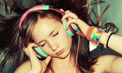 首首相連不間斷 Youtube音樂撥放App《Mixerbox2》 Youtube、app、 Mixerbox2、