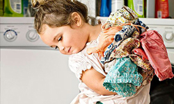 拿亮色包包會致癌？！6個你不知道的錯誤生活習慣 油炸、保健、晾衣服、發霉、致癌、身體、健康、亮色、人造皮革、天門冬醯胺、冰箱、抽菸、免疫、接吻、刷牙、進食、頭痛、宿醉、吃藥