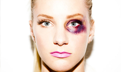 結局令人無法接受！短片2分鐘從天堂落入地獄 婦女節、暴力、家暴、女權、London’s Benjo Eye Films