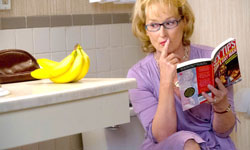 4月24日 電視看甚麼：梅姨要找回她的「性」福！ 電視看甚麼、電視、節目、節目表、電影