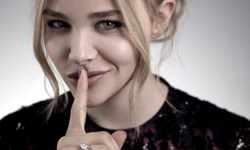 演完魔女演什麼？克蘿伊摩蕾茲工作接不完 2014再上五部新片    克蘿伊摩蕾茲、電影、莎麗賽隆、尼可拉斯霍特、克莉絲汀史都華