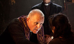 4月25日 今天電視看甚麼：看安東尼霍普金斯施展驅魔大法！ 電視、節目表、電視節目表、電影、HBO、2013