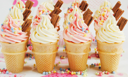 再誘人也不能吃太多！ 8種有礙健康的日常零食 有害、添加物、健康、照顧、果凍、薯片、冰淇淋、致癌物、泡麵、餅乾、奶茶、零食、人工色素、口香糖