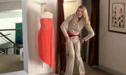 穿連身褲要全裸如廁！時髦女孩的生活困擾 時尚、時髦、潮流、困擾、連身褲、指甲油、高跟鞋、搭飛機、流行、感尬問題、腳趾、拇指外翻