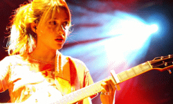 文青就是腳勤：清新甜美文青羅素紅Russian Red演唱會 展覽、表演、藝文活動、活動、假日