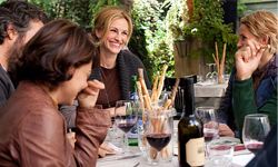 緊急時刻別鬧事！女孩都該隨身必備的5個小物品  暈車藥、薄荷棒、衛生棉、餐前飽足飲、巧克力