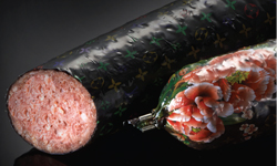 老闆，來一條LV香腸！吃吃就變時尚人的名牌食品 名牌、包裝、Logo藝術、雜貨店、食品