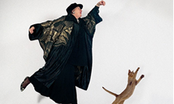 與貓咪一起練舞？人貓絕佳舞伴攝影集 Burton Silver、Heather Busch、人、貓、跳舞、逗貓、與貓共舞、舞伴、音樂、藝術