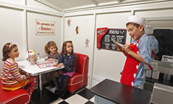 老爸幫我買的小店！小富豪扮家家酒的方式 Lilliput Play Homes、富豪、上流社會、扮家家酒、小木屋、家具、富二代、訂製