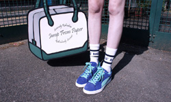 [新聞稿]JumpFromPaper 英國每日郵報報導 JumpFromPaper、2D包包、每日郵報、 英國、視野錯覺