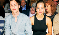 妞快報：根本就外貌協會！小珍妮佛最愛尼可拉斯的臉蛋？ 妞快報、外貌、小珍妮佛、尼可拉斯霍特