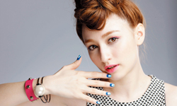 沒靈感就看明星怎麼做！名人指彩潮流小秘訣 beauty321、DIY、裸色、條紋、撞色