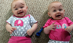 我這樣漂亮嗎？北鼻被惡整 小臉加眉毛更有戲 眉毛、嬰兒、小孩、可愛、新奇