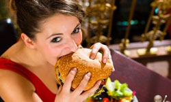 運動完進食有益減肥？吃東西的好「食」機迷思大破解 ibeauty、運動、健康、脂肪、肌肉組織