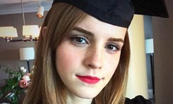 妞快報：穿學士服美翻天！艾瑪華森畢業照電暈粉絲 妞快報、艾瑪華森、畢業、學士服