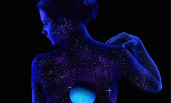 黑暗中才能擁有的美麗！螢光系女體看見絕美銀河系 John Poppleton、Black Light Bodyscapes、藝術、攝影、銀河