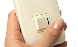 總是手賤想玩電燈開關？開關鍵手機殼讓你玩個夠 電燈開關、開關、手機殼、手機週邊