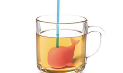 魚兒魚兒茶中游！會噴水的療癒系鯨魚茶包 鯨魚、茶包、過濾、魚、心情、噴水、療癒、喝茶